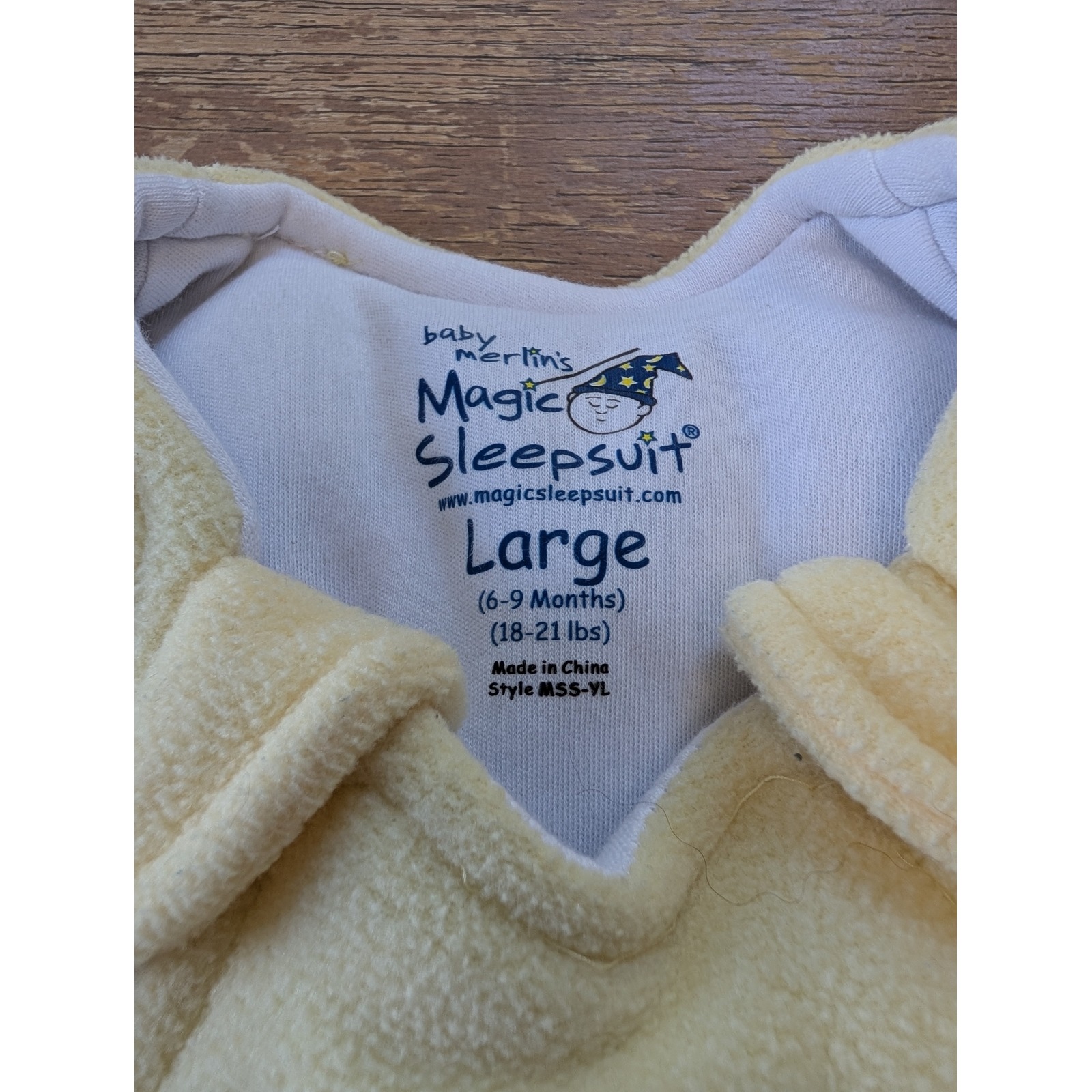Baby Merlin's Magic Sleepsuit Yellow Fleece Large 6-9 Months 18-21 Lbs Euc — image 3 of 4